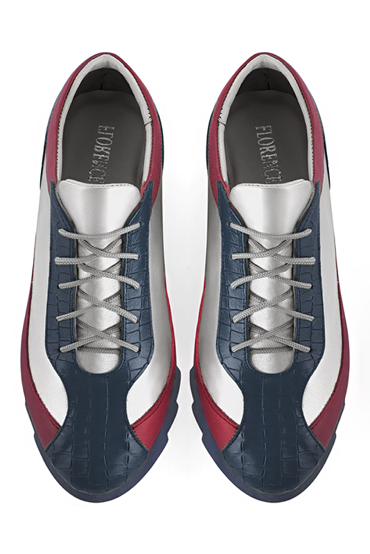 Denim blue, light silver and burgundy red women's three-tone elegant sneakers. Round toe. Low rubber soles. Top view - Florence KOOIJMAN